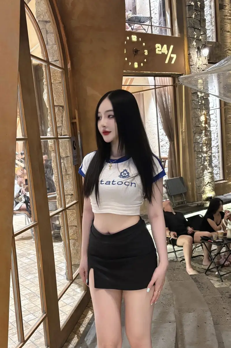 Tiffany Thư sexy Gymer Tiktok xinh đẹp