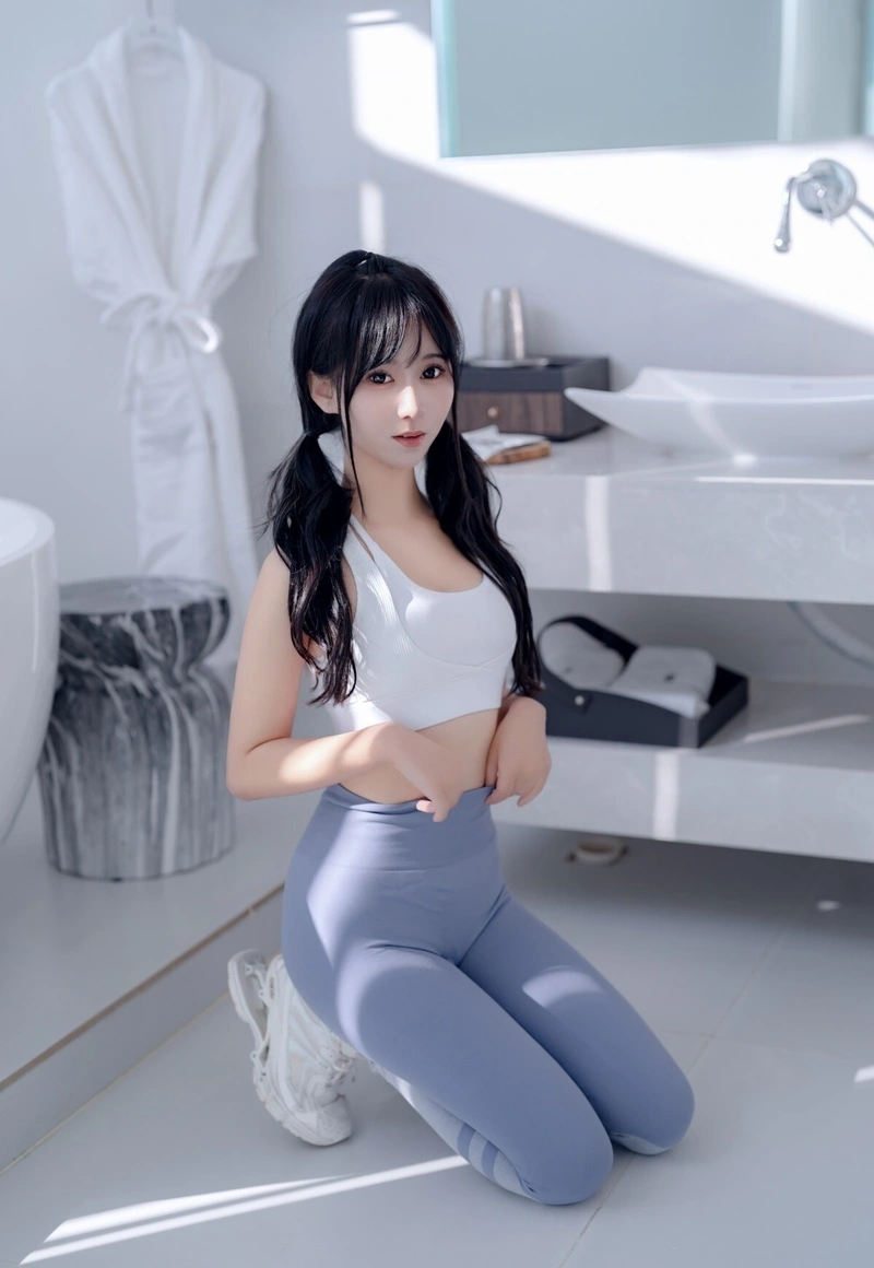 Ảnh mông đít căng tròn gợi dục hút hồn