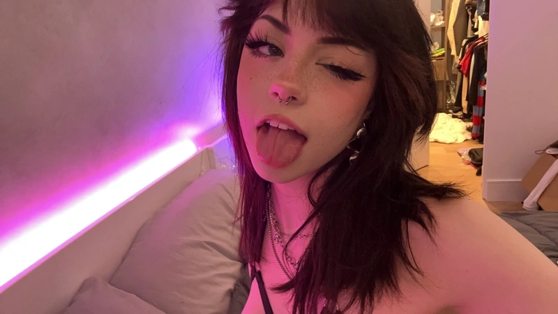 Ảnh sex HannahOwo OnlyFans vòng một khủng