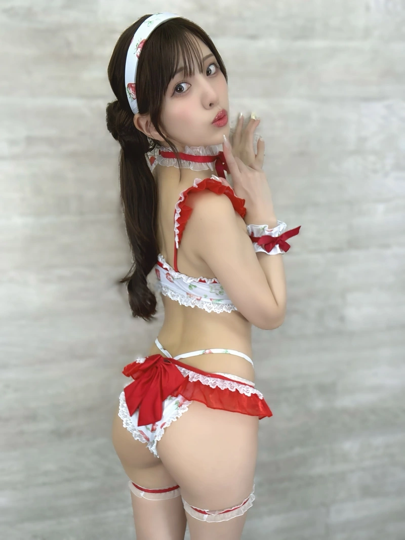 Ảnh sex Kuraki Shiori lộ hàng quyến rũ