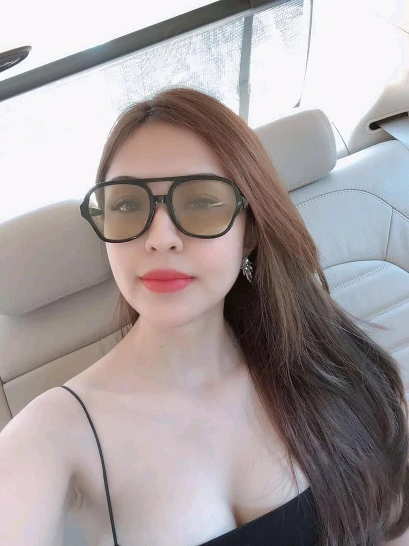 Ảnh sex MBBG mãnh liệt khêu gợi