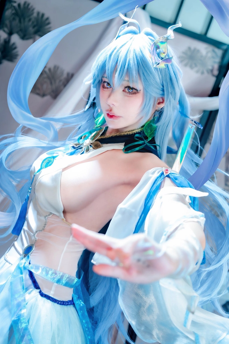 Cosplay hentai 2K dâm dục nóng bỏng