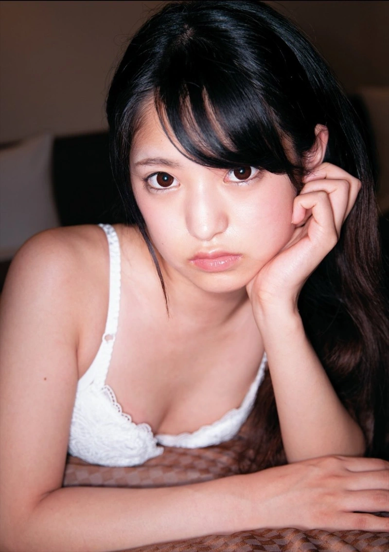 Đít tròn căng Mitsuki Nagisa gợi cảm full HD
