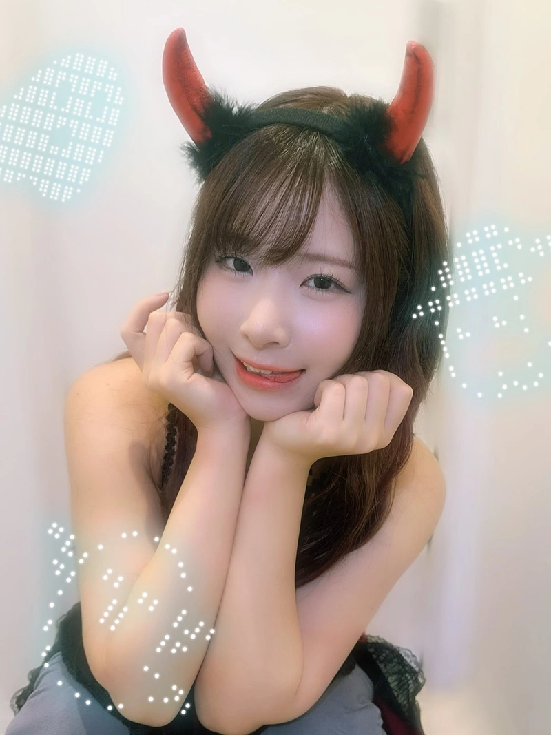 Hình JAV Ena Satsuki không che nóng bỏng cuốn hút
