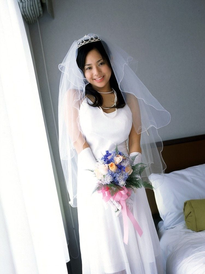 Hình Sora Aoi lộ hàng ngực khủng