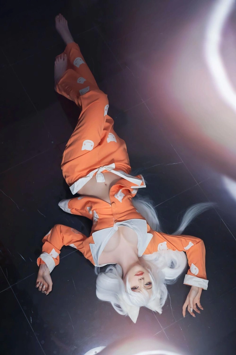 Hình cosplay khoả thân siêu phẩm không che
