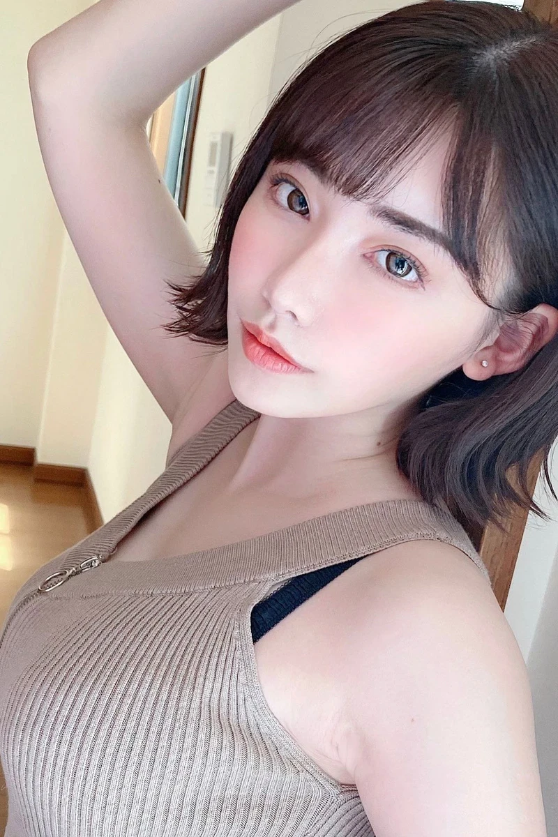 Hình nude Eimi Fukada khêu gợi nồng nàn