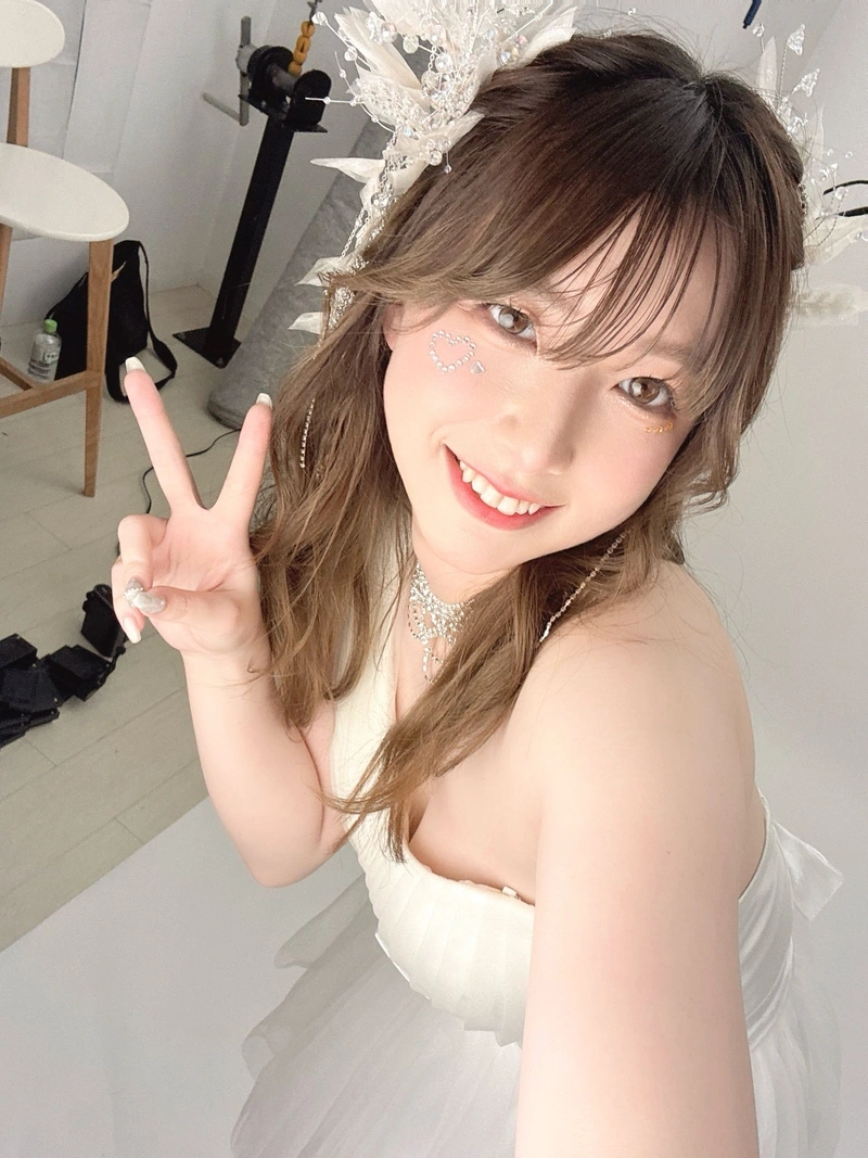 Mai Kagari cởi đồ lộ hàng nóng bỏng chất lượng 4K