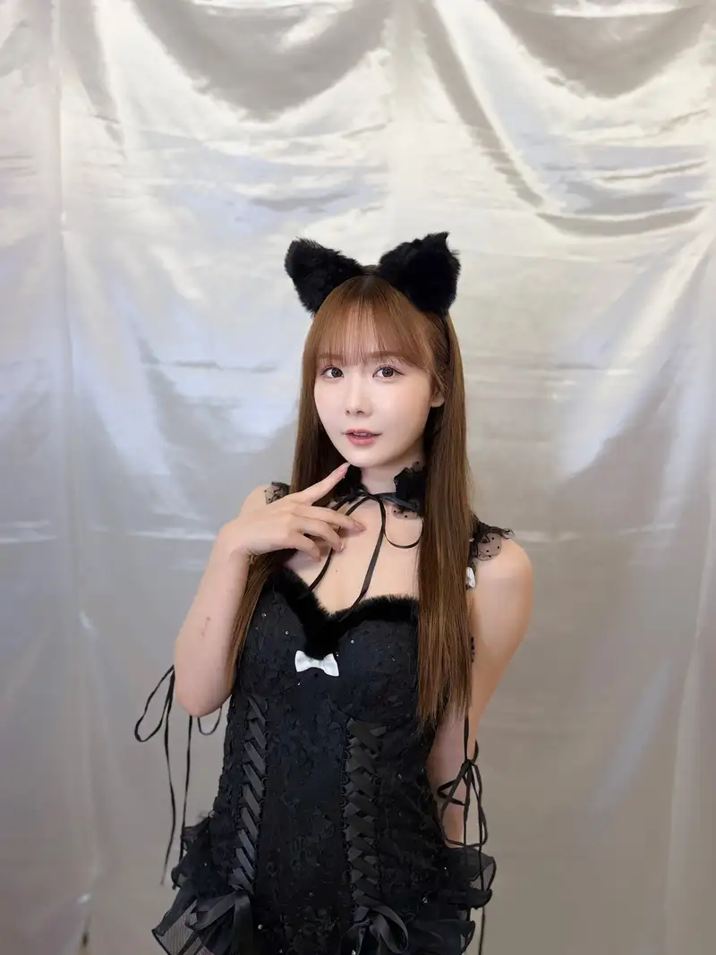 Miru ảnh Sakamichi JAV sexy body đẹp