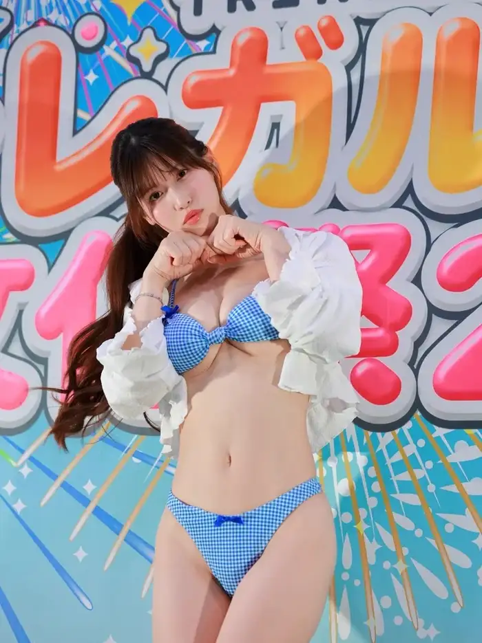 Momo Sakura ảnh nude không che sexy