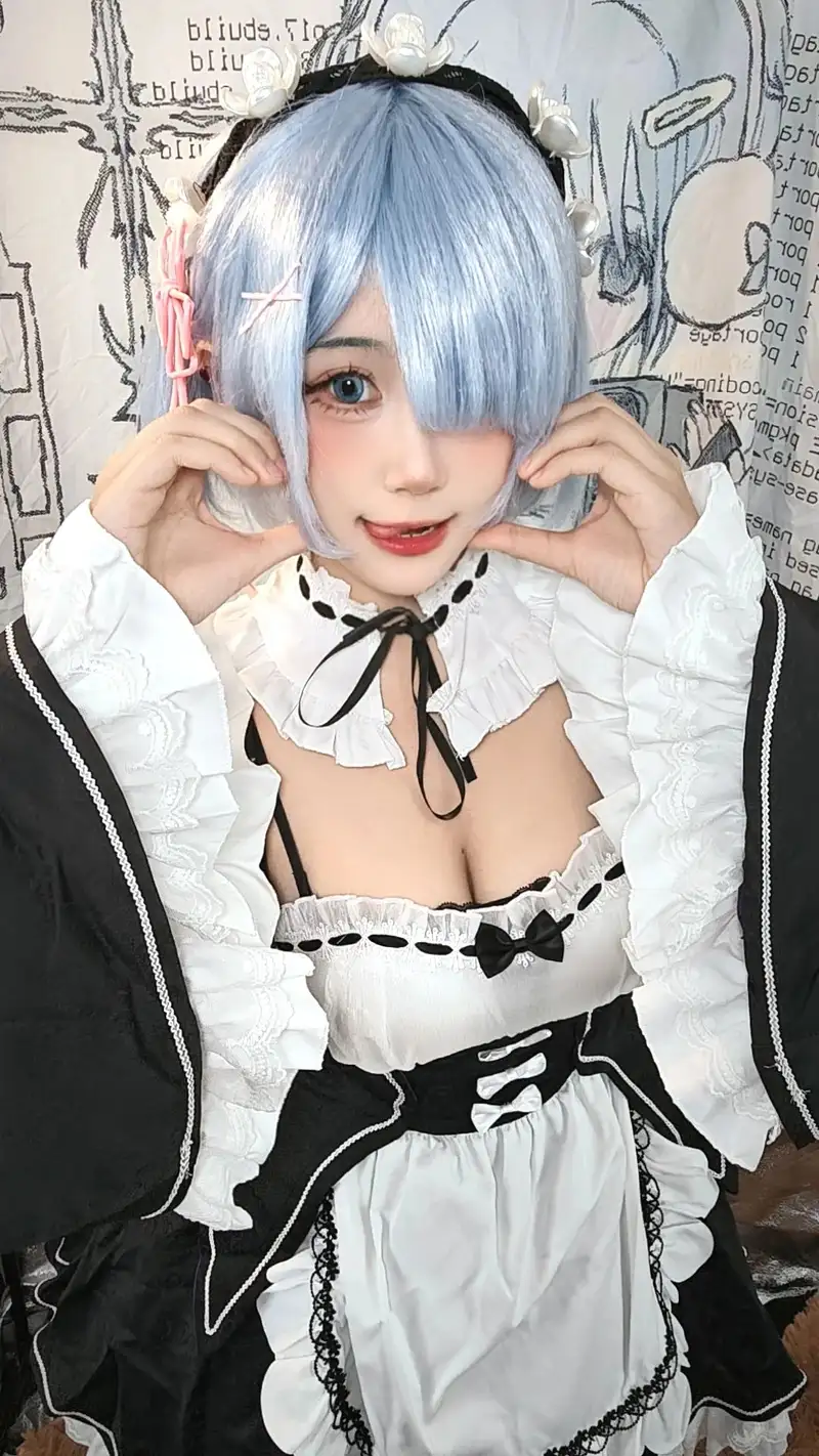 khoả thân ảnh cosplay hấp dẫn full