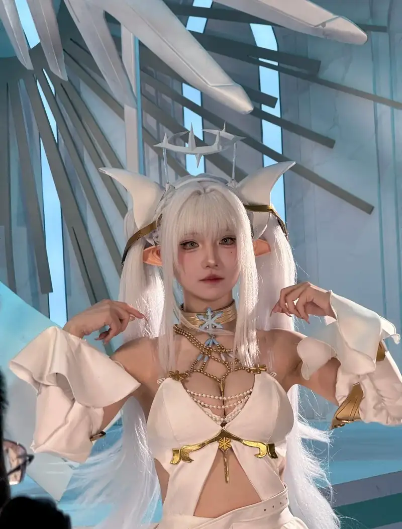 vú to cosplay ảnh nóng bỏng ngực to sexy gợi cảm