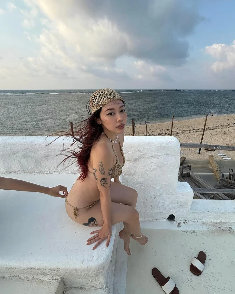 Ảnh Phí Hồng Hà onlyfans leak khoe đít gợi cảm
