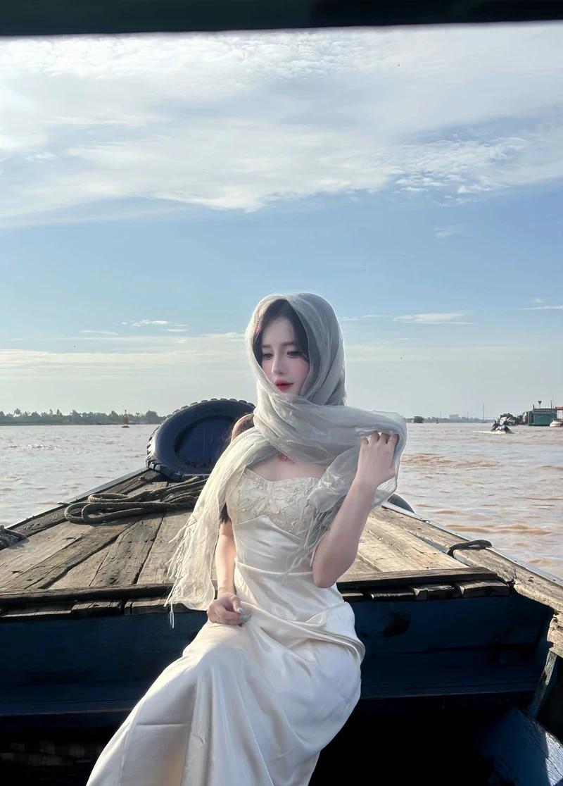 Ảnh Tiffany Thư sexy cởi đồ siêu phẩm nóng bỏng