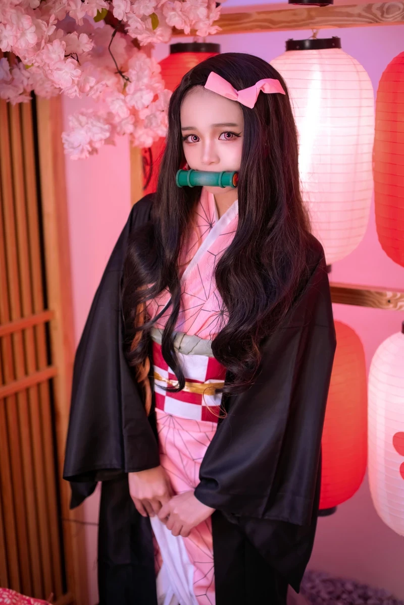 Ảnh cosplay Nezuko tinh khôi dịu dàng