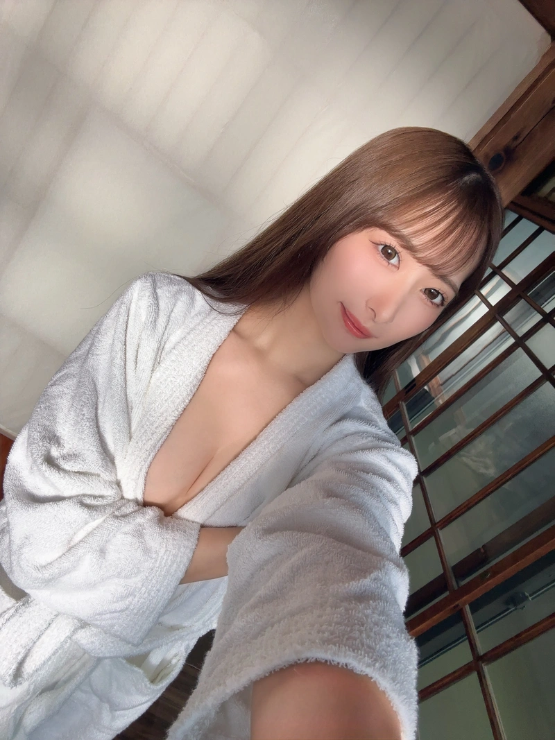 Ảnh sex Jun Suehiro rạng rỡ cảm xúc chân thành