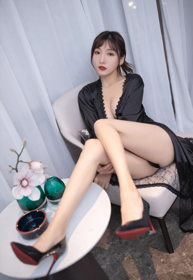 Ảnh sex mông to không che dâm dục
