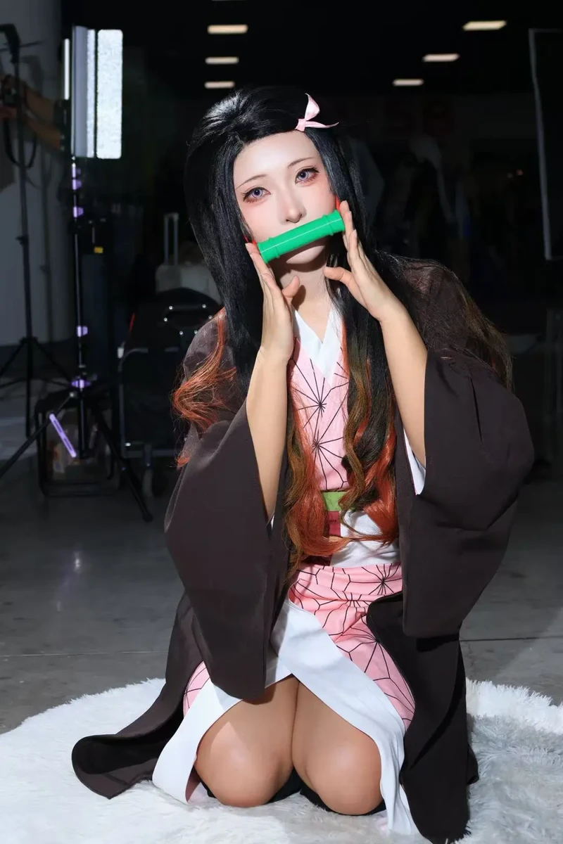 Hình cosplay Nezuko dễ thương rạng rỡ