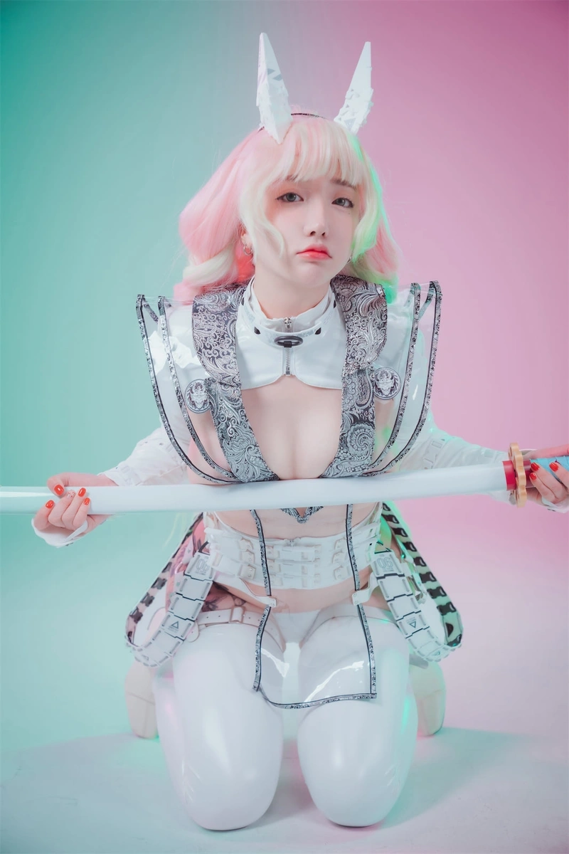 Hình cosplay dâm dục lộ hàng hút hồn