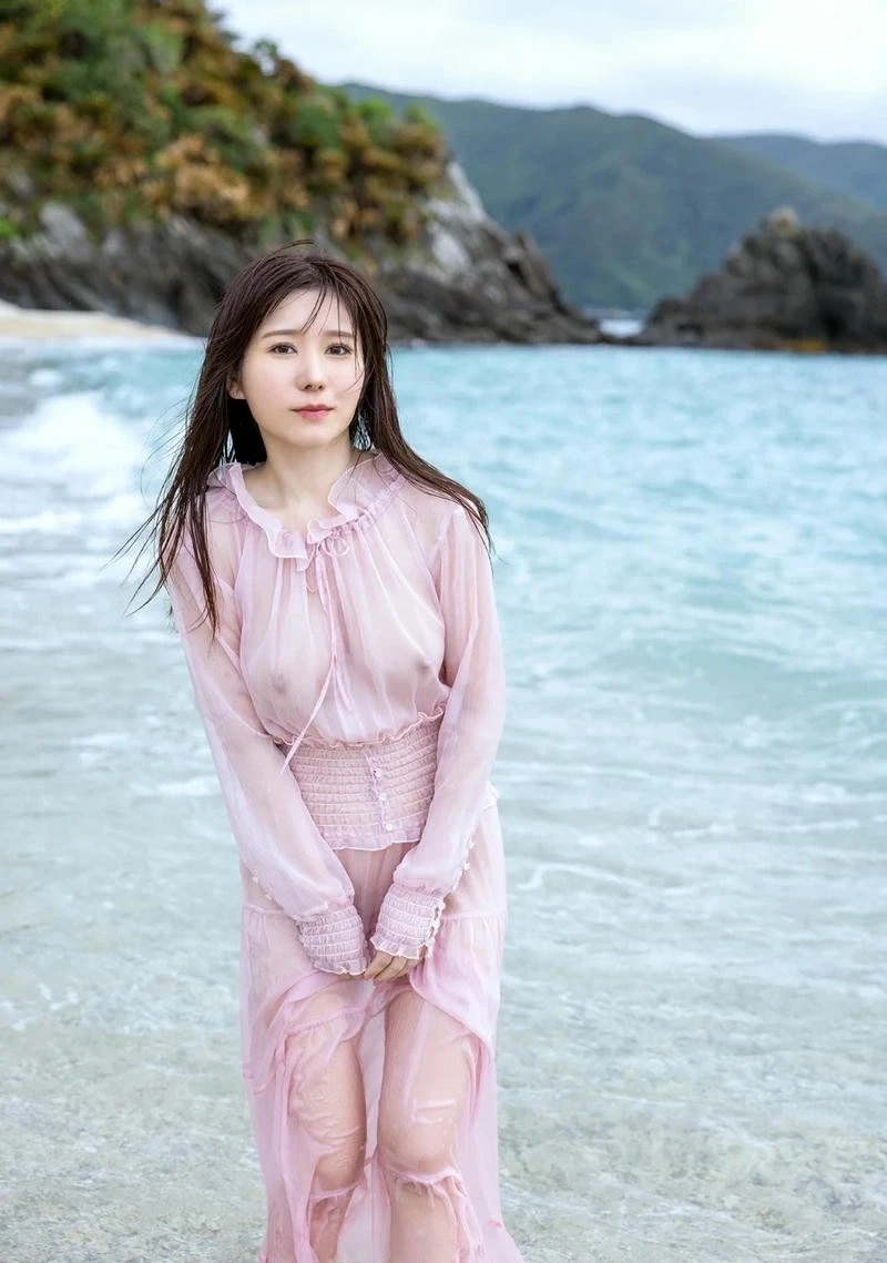 Mei Itsukaichi ảnh sex nồng nhiệt