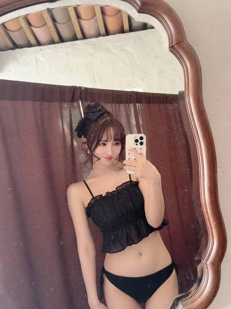 Thân hình dâm dục Yua Mikami bikini gợi cảm