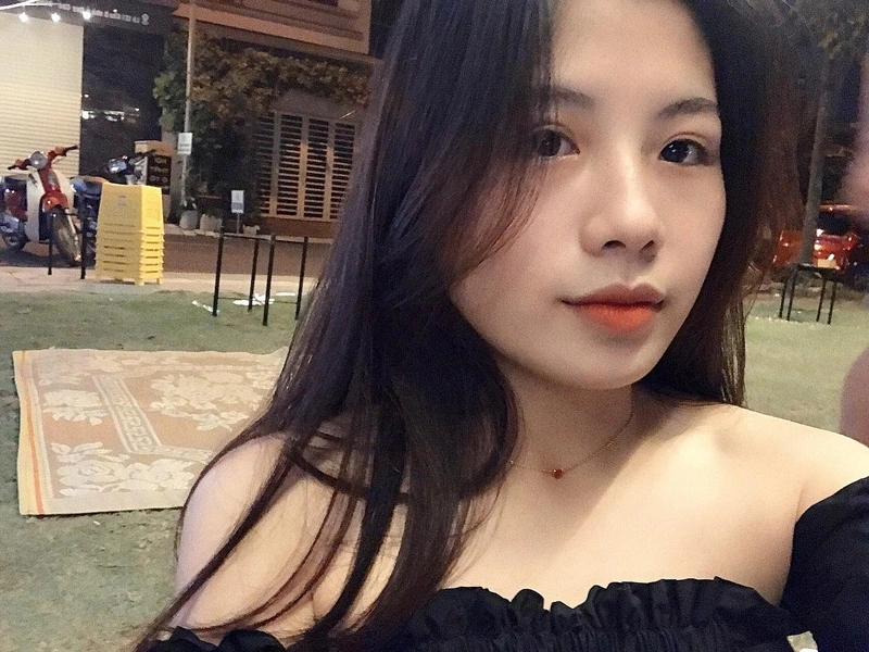 Ảnh Nguyễn Ngọc Quỳnh sexy mông to tròn hút hồn