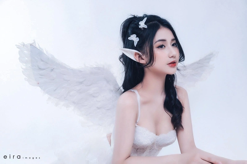 Ảnh TikToker Như Lê sexy lộ vòng 3 nóng bỏng