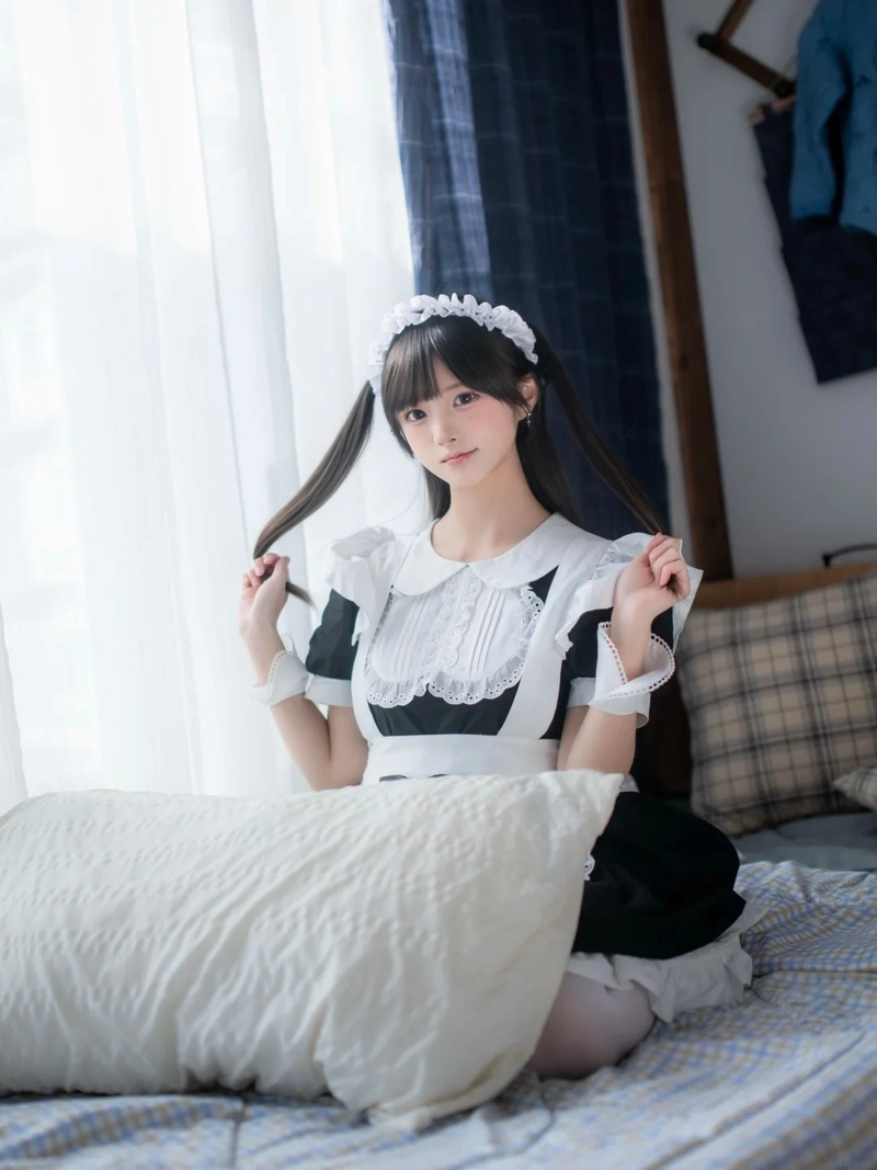Ảnh cosplay hầu gái gái xinh xắn