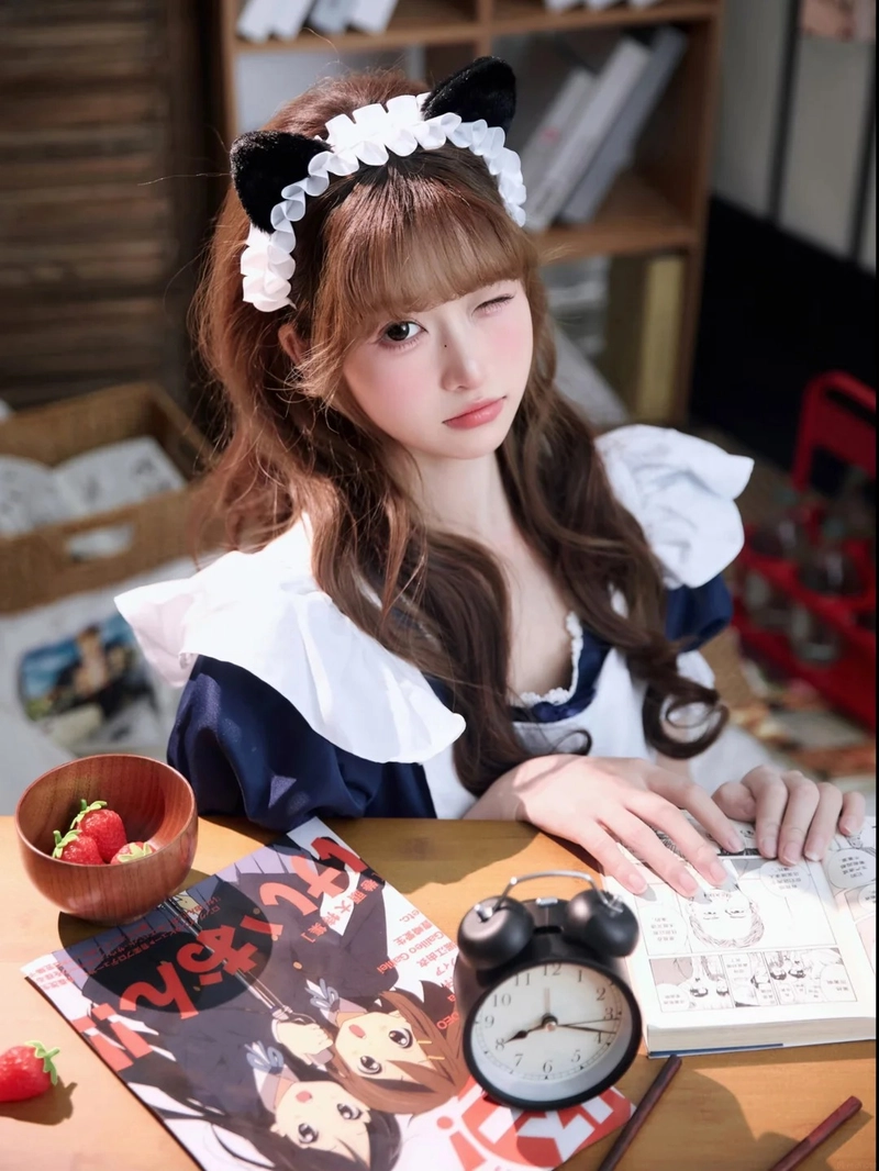 Ảnh gái đẹp mặc đồ hầu gái hot