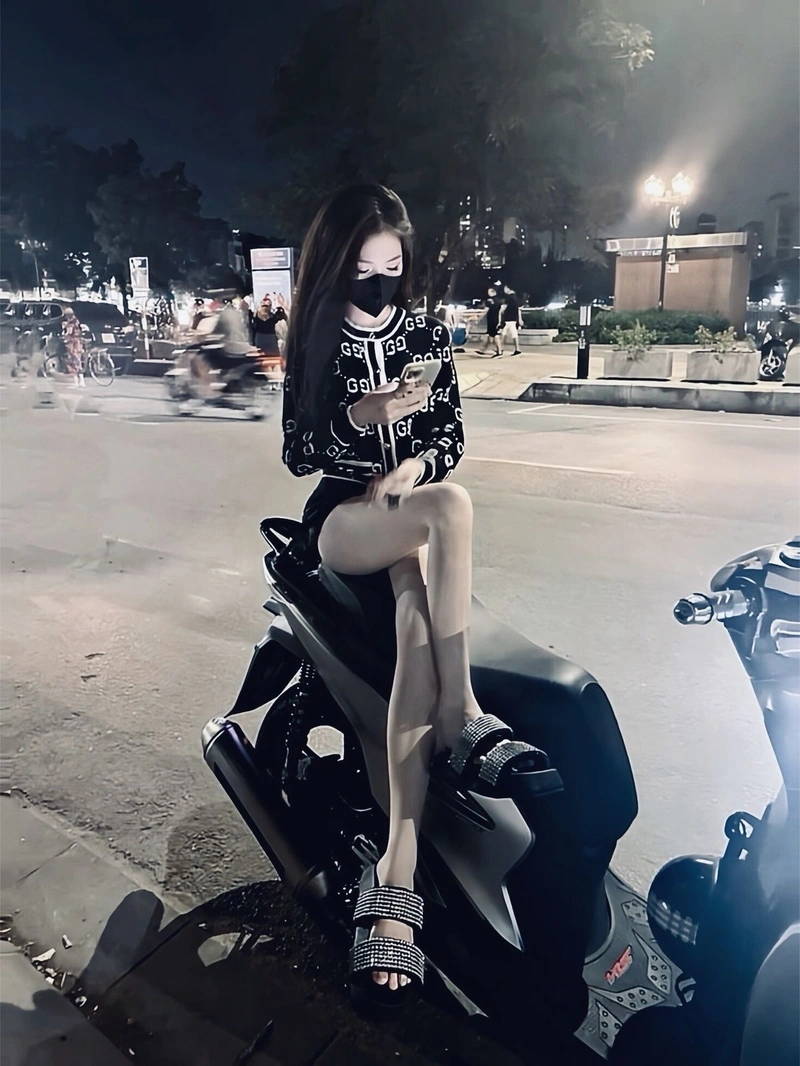 Ảnh girl phố sắc nét cuốn hút