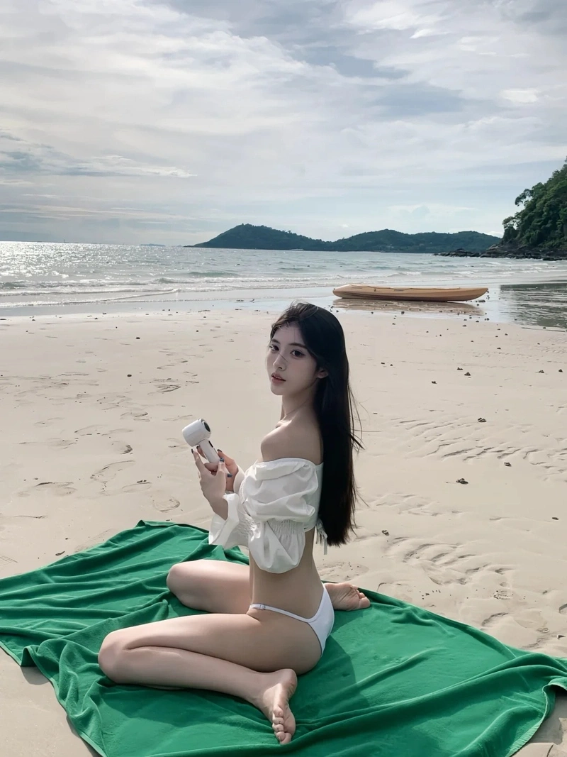 Ảnh nàng xinh mặc bikini trắng nóng bỏng