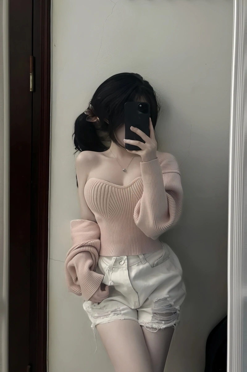 Ảnh nude học sinh khoe mông đít sexy