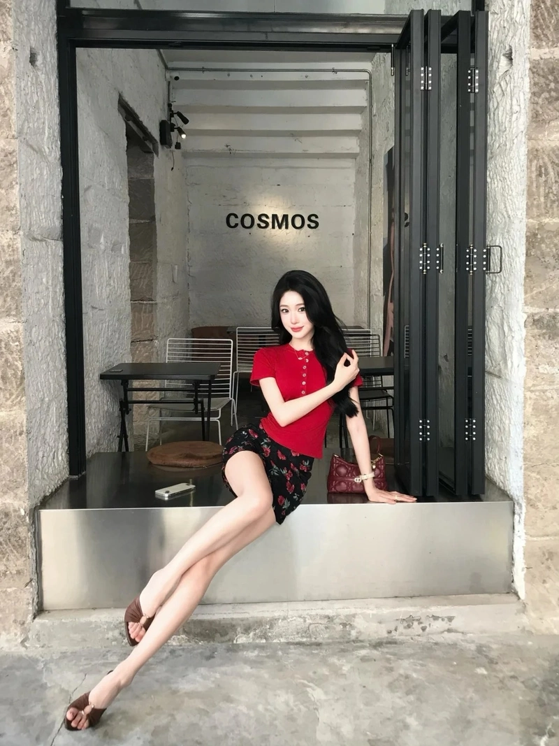 Đôi chân gái đẹp qua chụp ảnh chân gái