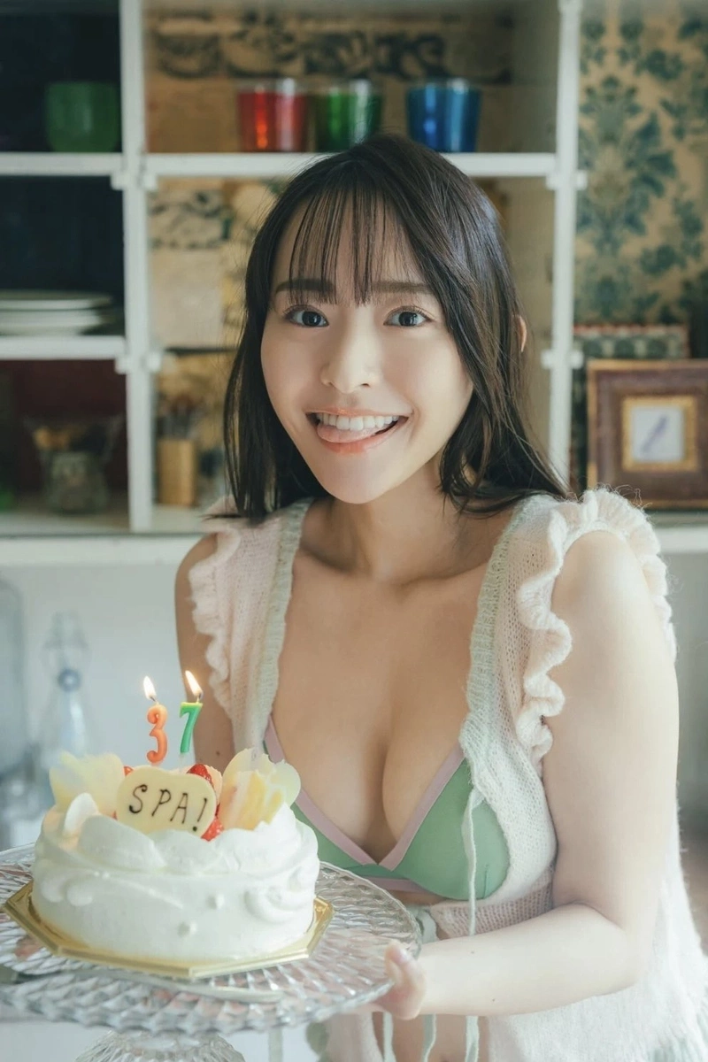 Em gái nhật mặc bikini cực phẩm