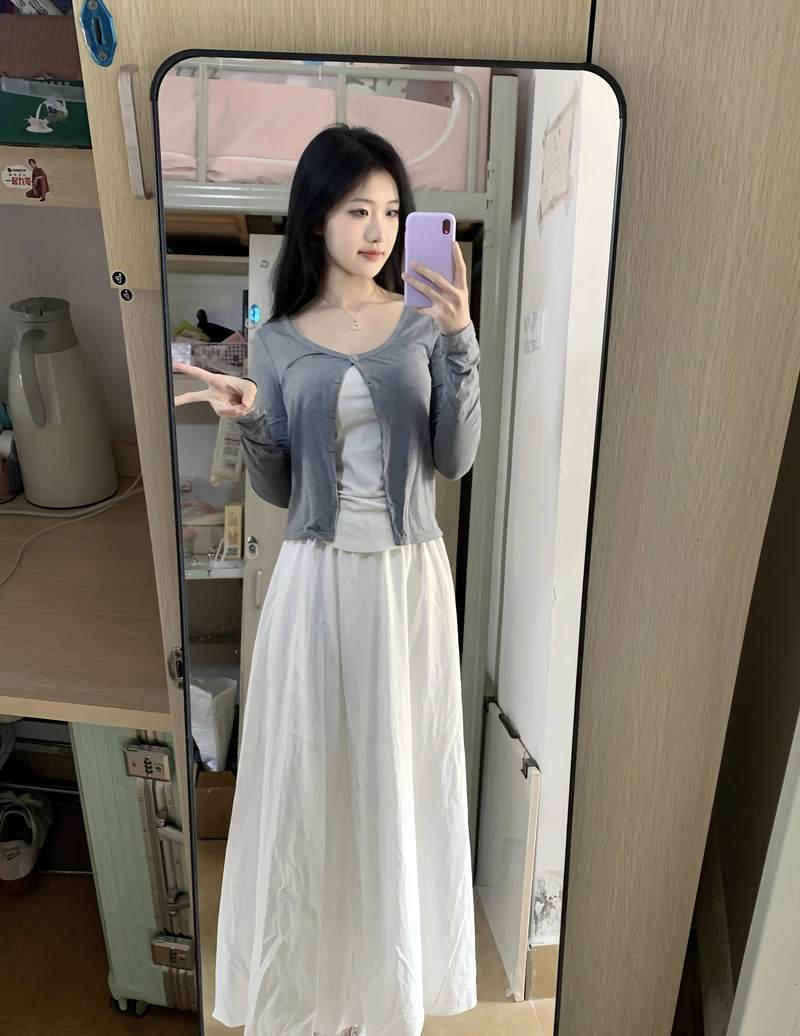 Góc ảnh gái xinh 2k10 đơn giản dễ nhìn