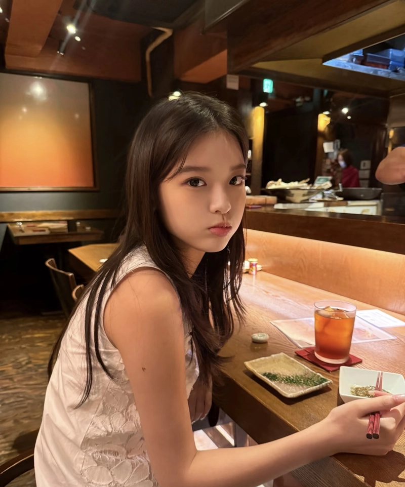 Góc ảnh gái xinh 2k12 đơn giản tự nhiên