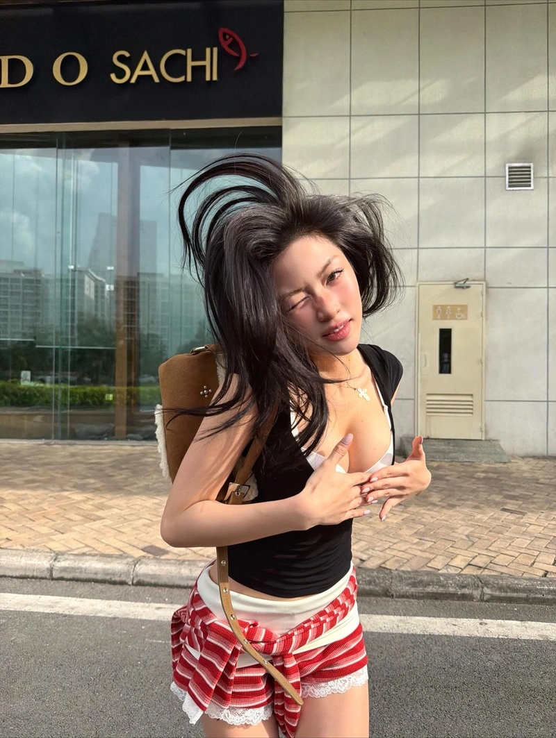 Hình Trần Đoàn Bảo Ngọc Nruburn sexy thân hình cực phẩm
