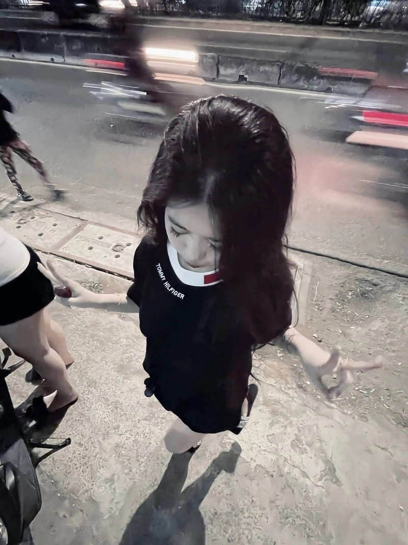 Hình girl phố cuốn hút quyến rũ