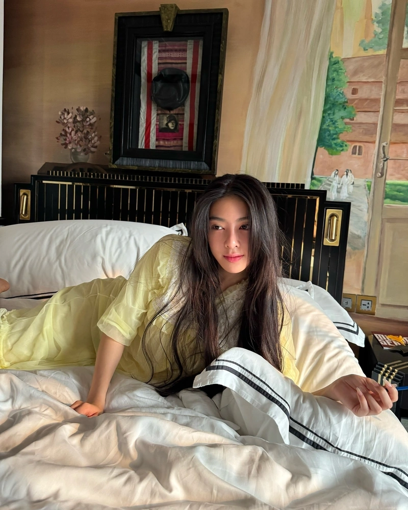 Linh Trương TikToker sexy mông khủng cuốn hút