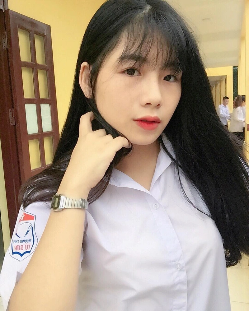 Nguyễn Ngọc Quỳnh cuốn hút lột đồ show body siêu phẩm