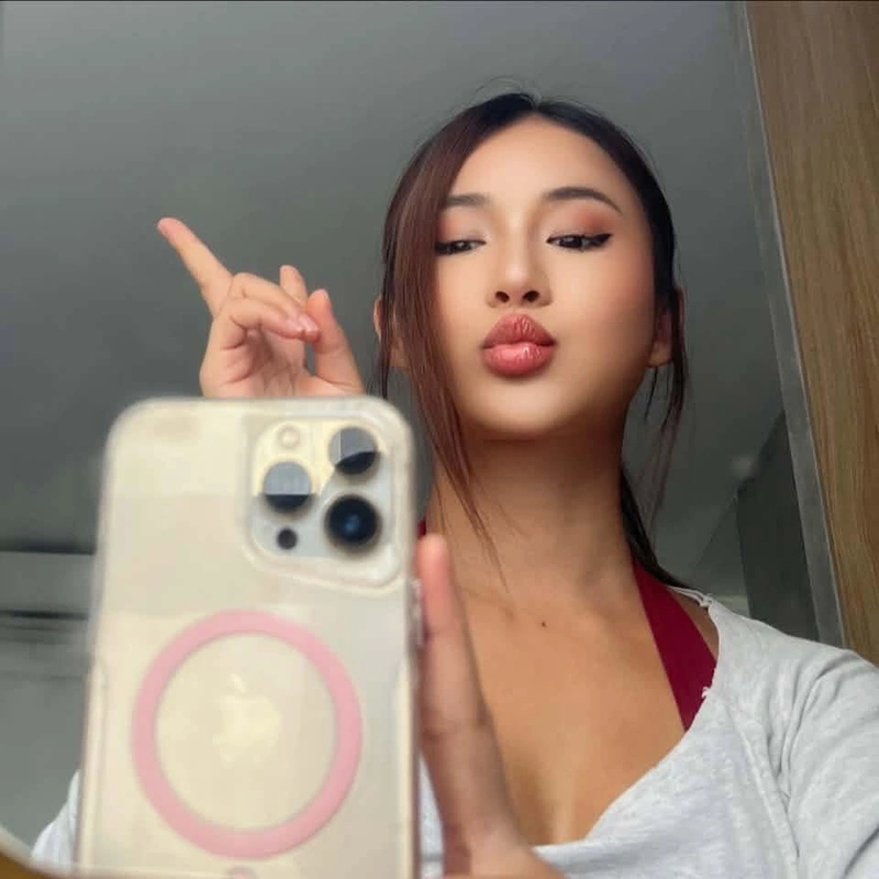 Như Lê lộ hàng không che body siêu phẩm